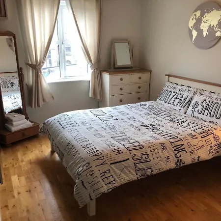 2 P-lane Self Catering
