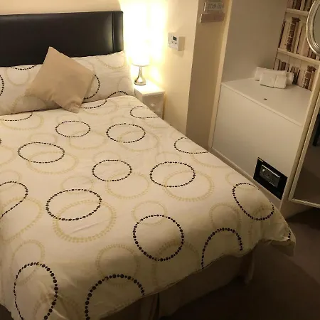 2 P-lane Self Catering *
